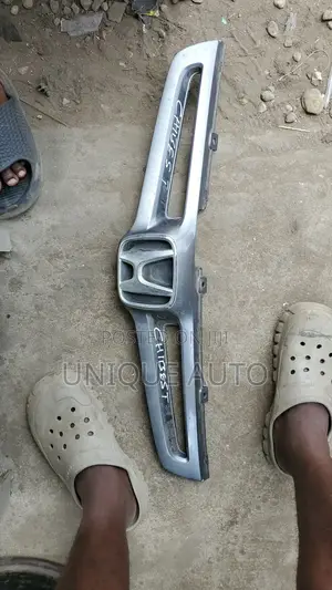 Front Grille 2003 Honda Accord