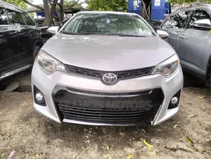 Toyota Corolla 2015 Silver