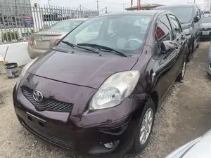 Toyota Yaris 2008 Purple