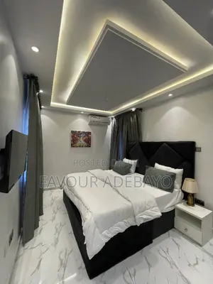 Luxury One Bedroom Apartment for Shortlet