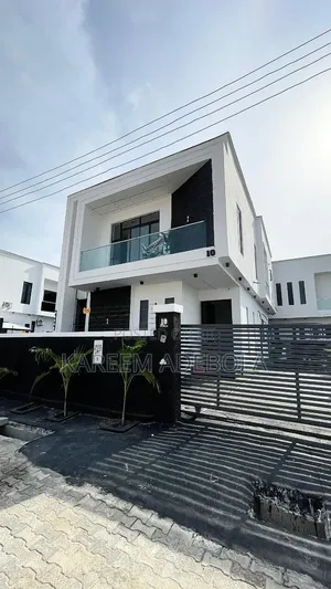 4bdrm Duplex in Ikota for sale