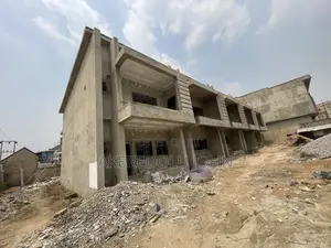 3bdrm Townhouse/Terrace in Mabushi for sale