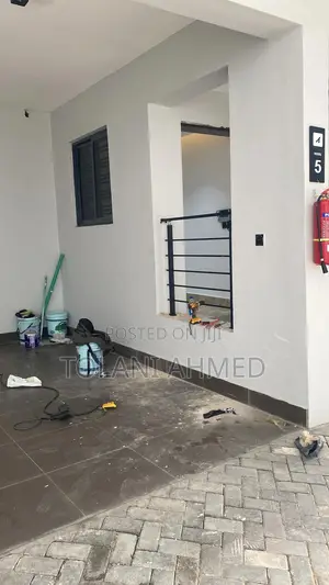 Black Aluminum Balcony Railings