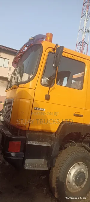 Mandisel Dump Truck