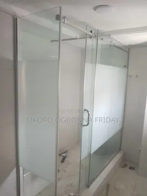 Luck Shower Cubicle