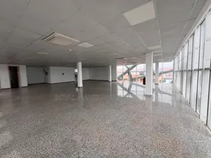 Nicely Located 272sqm Facing the Major Road