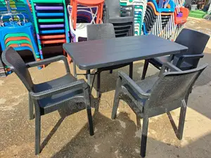 1 Set Plastic Table and Chairs