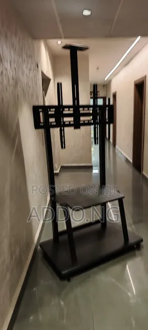 Moveable Mobile Television Holder With Wheels for 42 to 100