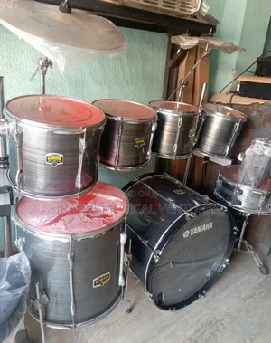 7pcs Yamaha Drum Set Power Rock With Rack