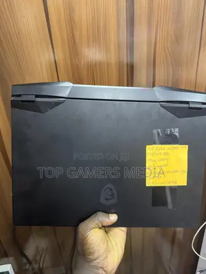 Laptop MSI GP66 LEOPARD 10UG 16GB Intel Core i7 SSD 1T