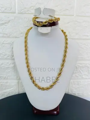 Chain and Bracelet Non Tarnish Gold Replica