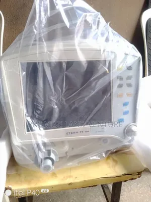 Ventilator With Humidifier. And Compressor