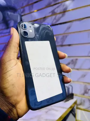 Apple iPhone 11 64 GB Black