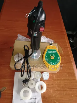 Hand Capping Machine