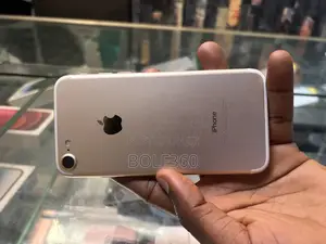 Apple iPhone 7 32 GB Silver