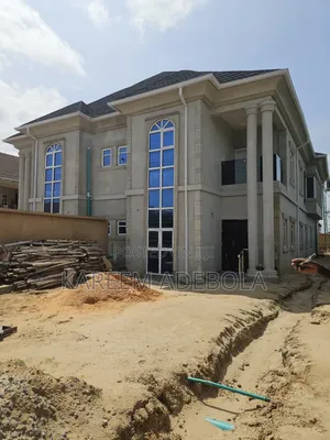 4bdrm Duplex in Isheri North Gra for sale