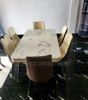 Marbles Dining Set 6 Seaters.
