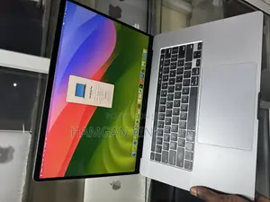 Laptop Apple MacBook Pro 2019 16GB Intel Core I9 SSD 1T