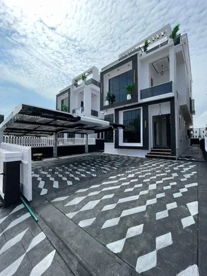 5bdrm Duplex in Ikota for sale