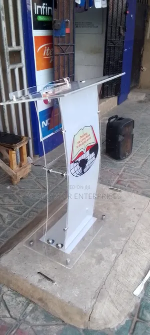 High Quality Unbreakable Acrylic Pulpit for Church