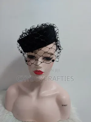 Black Cap Facinator With Net