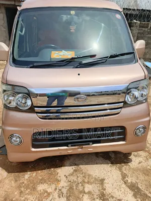 Daihatsu Hijet 2020 Gold