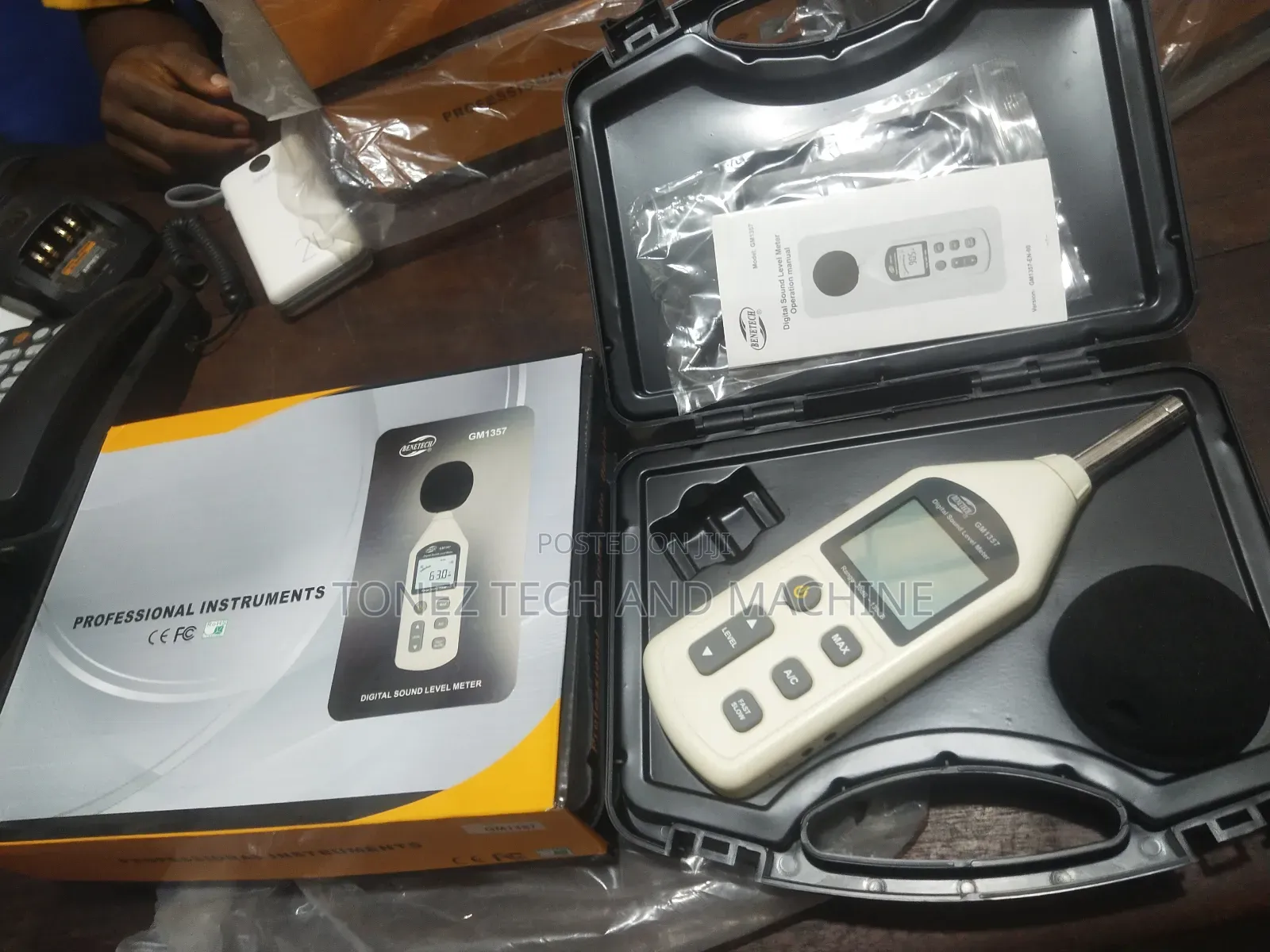Sounds Level Meter