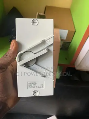 Isolator Switch With Box