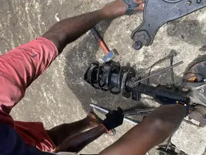 GMC Acadia Shock Absorber for Both Side