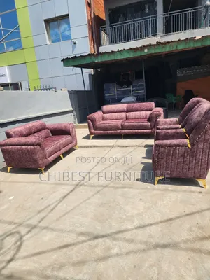 Quality Luxury Set of 7 Seaters Couch.