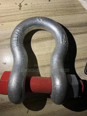 Quality Shackle; Capacity (17tons)