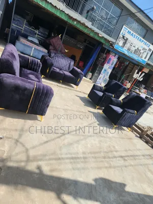 Executive Padded Sitting Room Sofa Chairs.