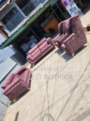 7 Seaterst Set of Upholstery Padded Couch.