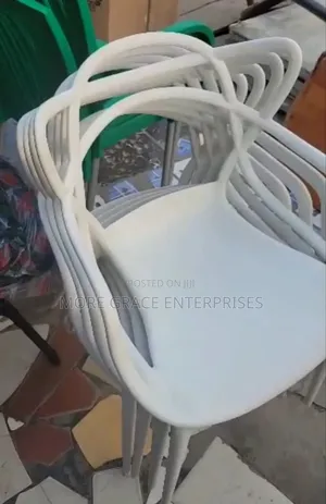 White Eleganza Plastic Chair.