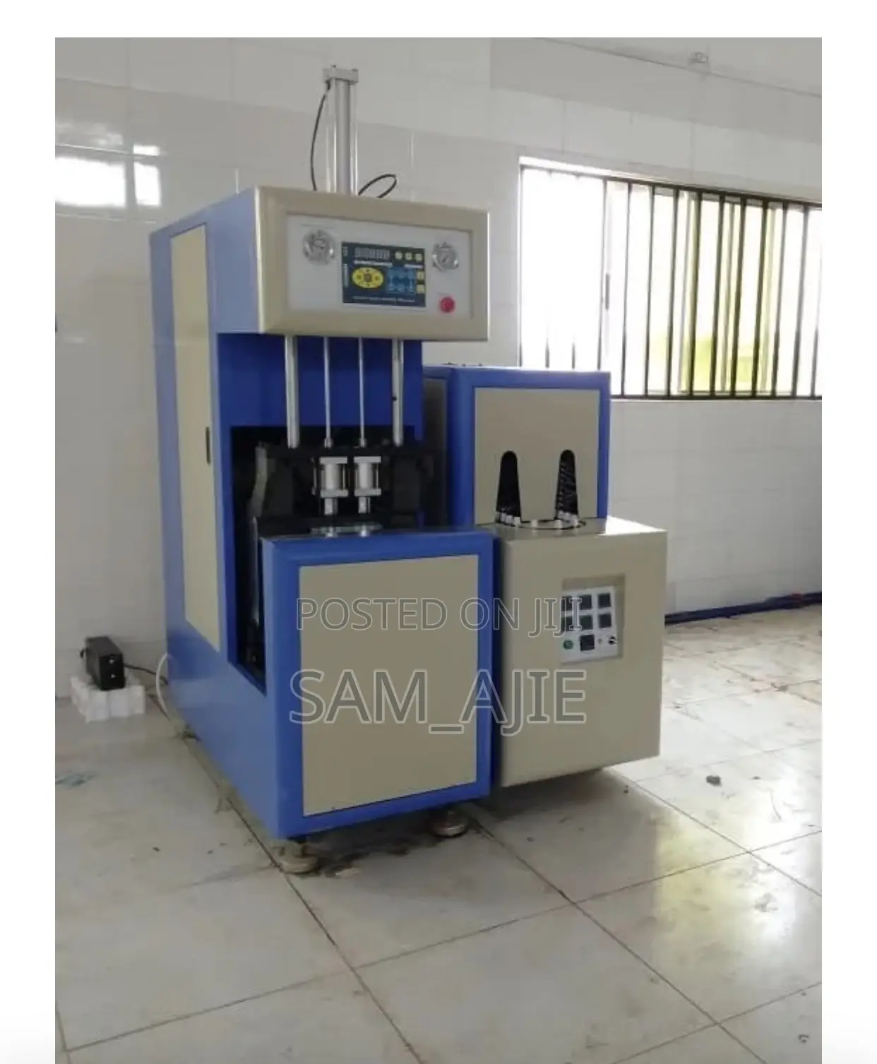 Semi Automatic Plastic Bottle Making Machine