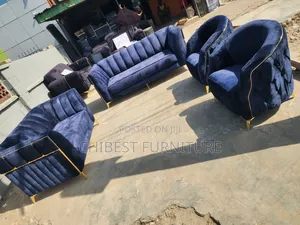 Advanced Set of 7 Seaters Sofa Chairs.
