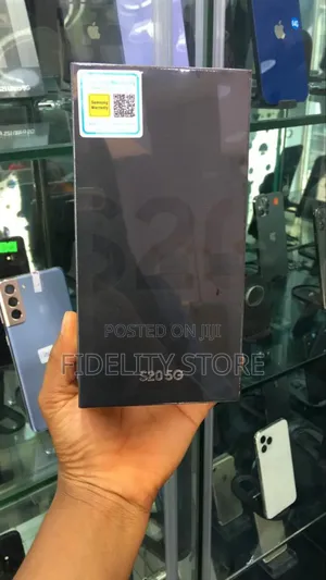 New Samsung Galaxy S20 128 GB Black