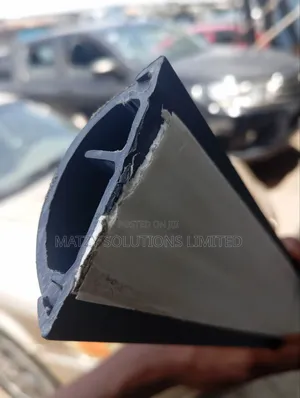 PVC Arc-Shaped Floor Trunking Self-Adhesive Surface-Mounted