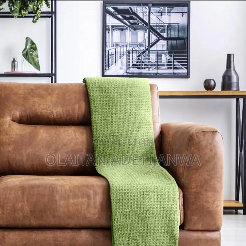 Green Throw Body Friendly for Sofa