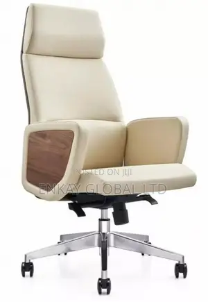 Executive Quality Modern Office Swivel Chair