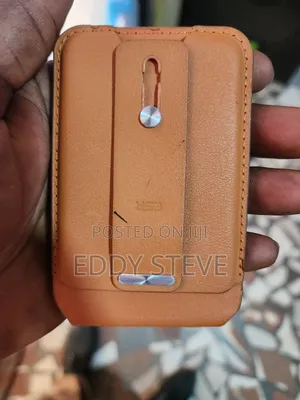 Esr for Magsafe Wallet With Magnetic Geo iPhone Wallet