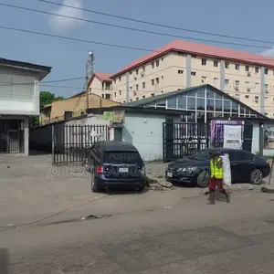 3bedrm Setback Wit 6flats German Floor by Wemco Rd