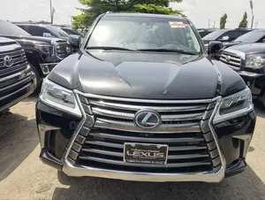 Lexus LX 2018 Black