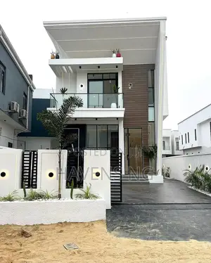 5bdrm Duplex in Lekki Phase 2 for sale