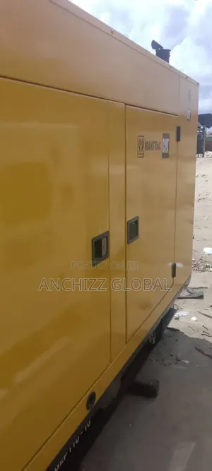 Original Mantrac 110kva Soundproof Cat