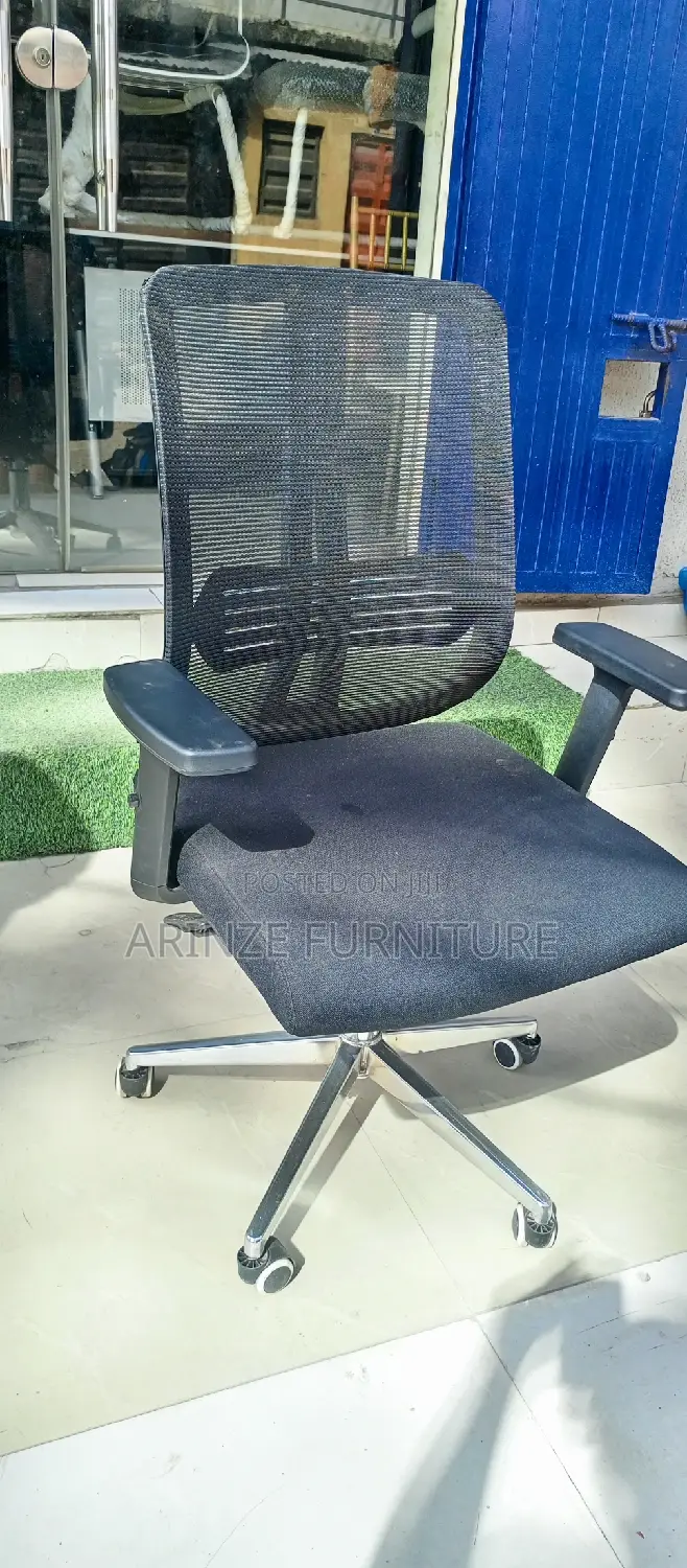Executive Mesh Chair