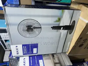 Maxi 18” Rechargeable Standing Fan