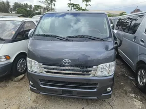 Toyota HiAce 2013 Grey