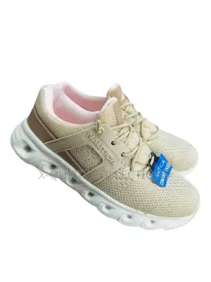 Girls Mesh Lace Up Sneakers (33)
