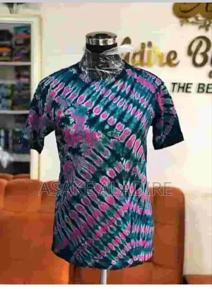 Adire Roundneck